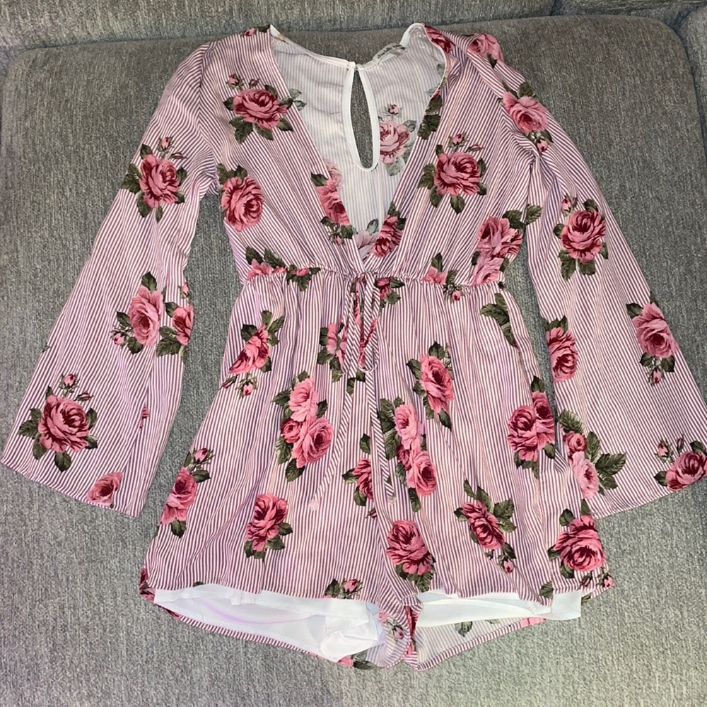 Charlotte Russe romper size SMALL